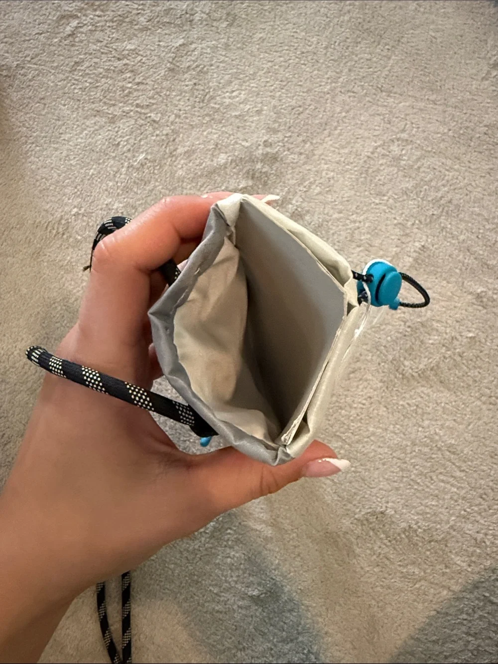 lululemon athletica Gray & White Phone Holster Crossbody Pouch
